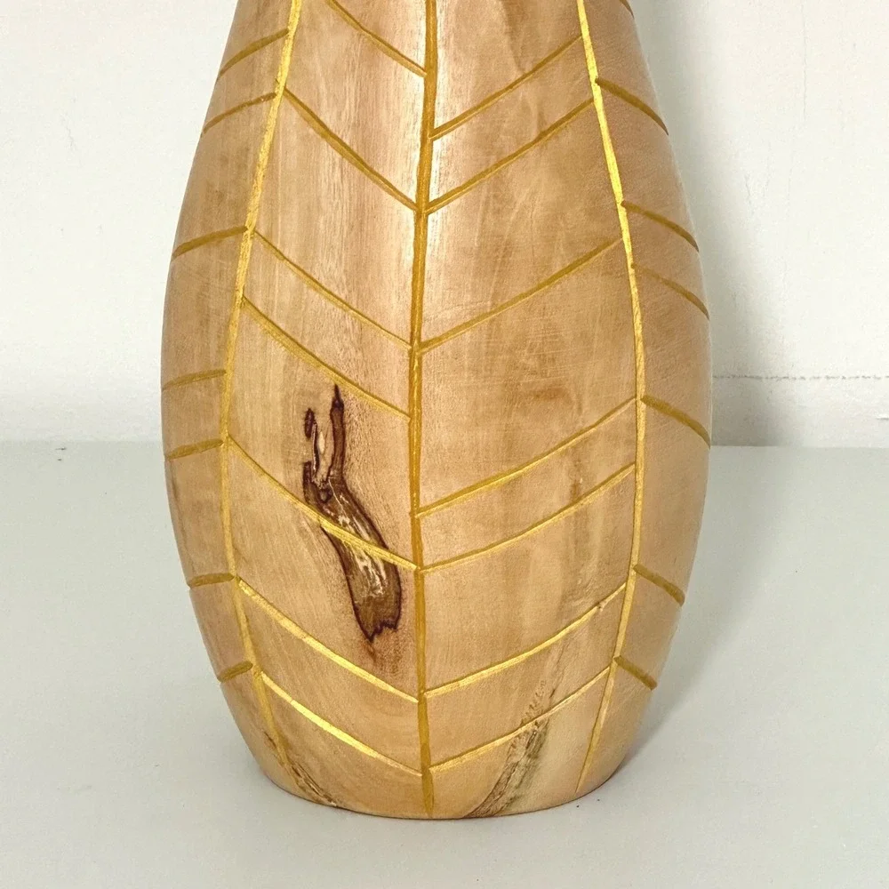 Hand Carved Mango Wood Vase Gold Leaf Pattern 12